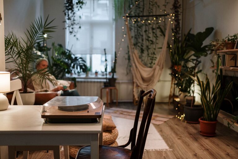 Budget-Friendly Tips to Create a Cozy and Inviting Living Space